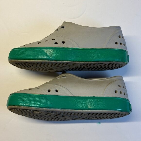 Natives (size 9C) Gray‎ & Mint green - Picture 8 of 8
